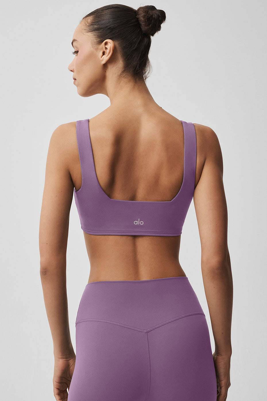 Alo Yoga ALO Softsculpt Precision Bra - Plum Kiss - imagen 2