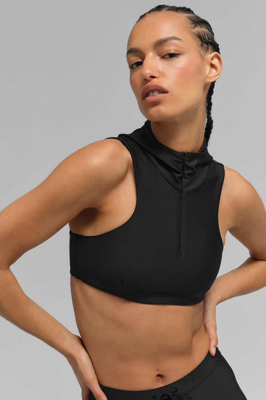 Alo Yoga Airlift Light Speed Hooded Bra - Black - imagen 1