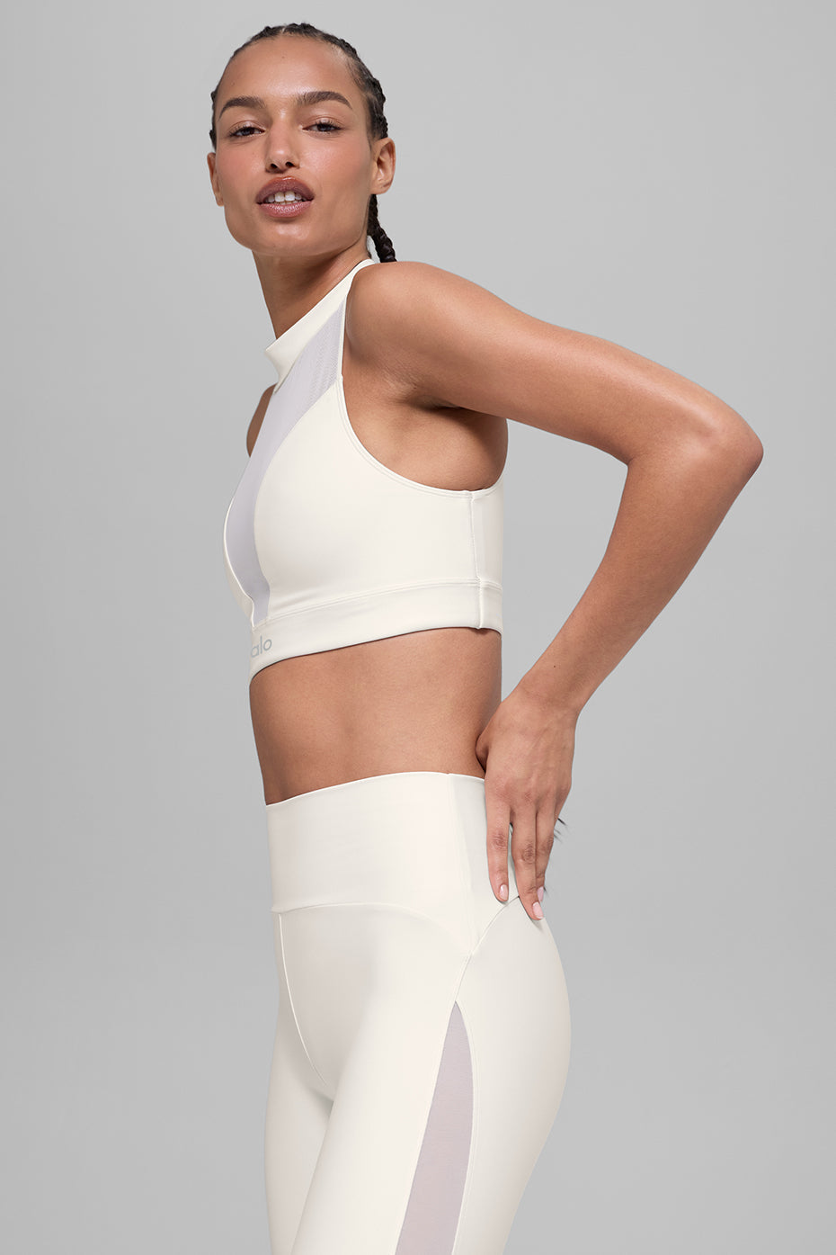 Alo Yoga Airlift Mesh Infatuation Bra - Ivory - imagen 4
