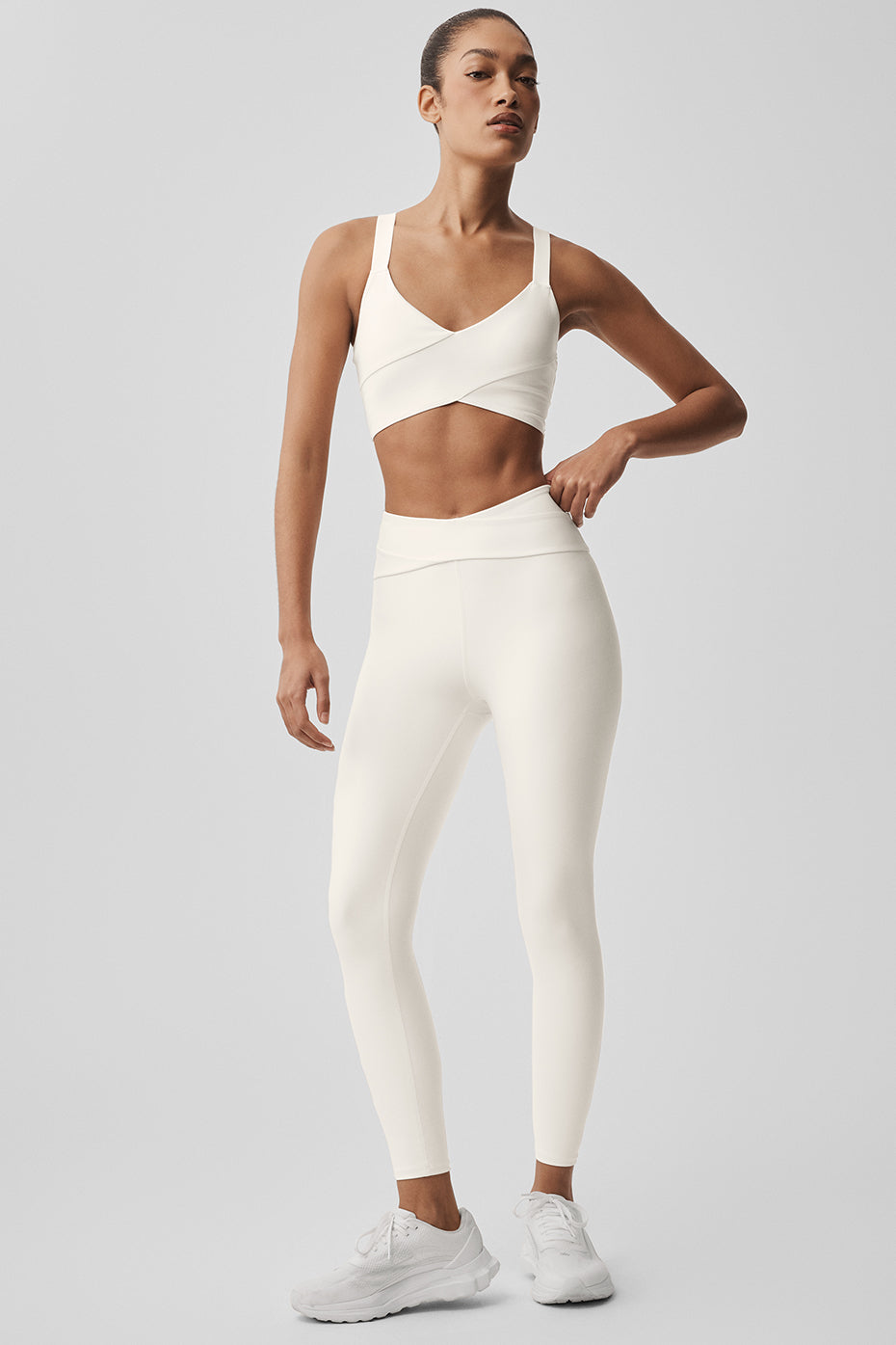 Alo Yoga Airlift Horizon Bra - Ivory - imagen 5