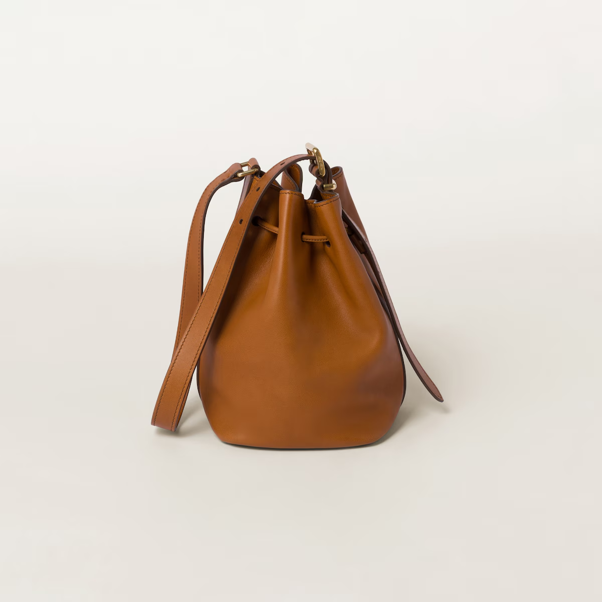 Miu Miu Bolso saco de piel