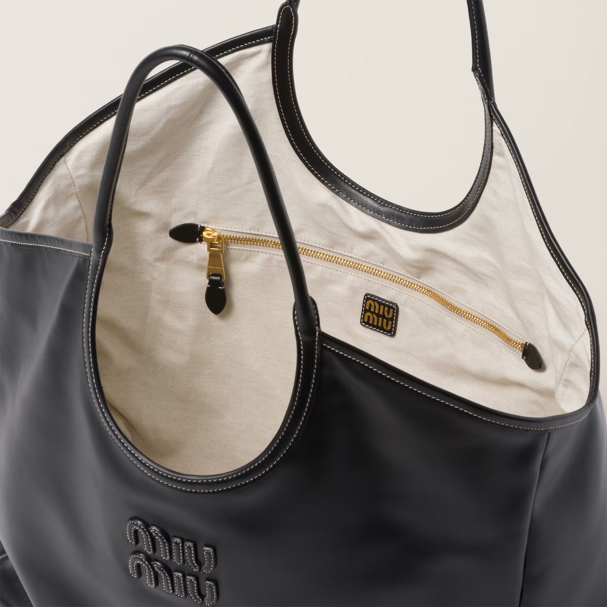 Miu Miu Bolso IVY de piel