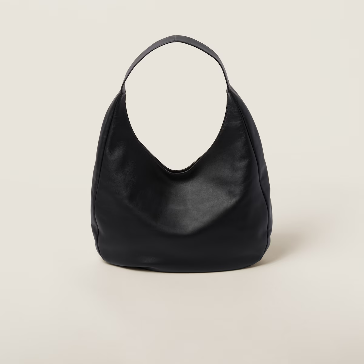 Miu Miu Bolso hobo de piel