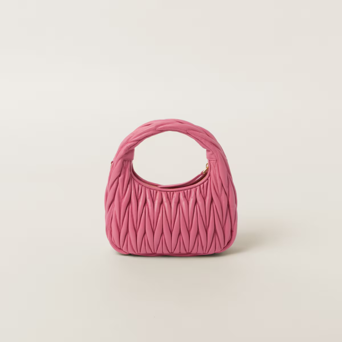 Miu Miu Bolso hobo Wander de napa Matelassé