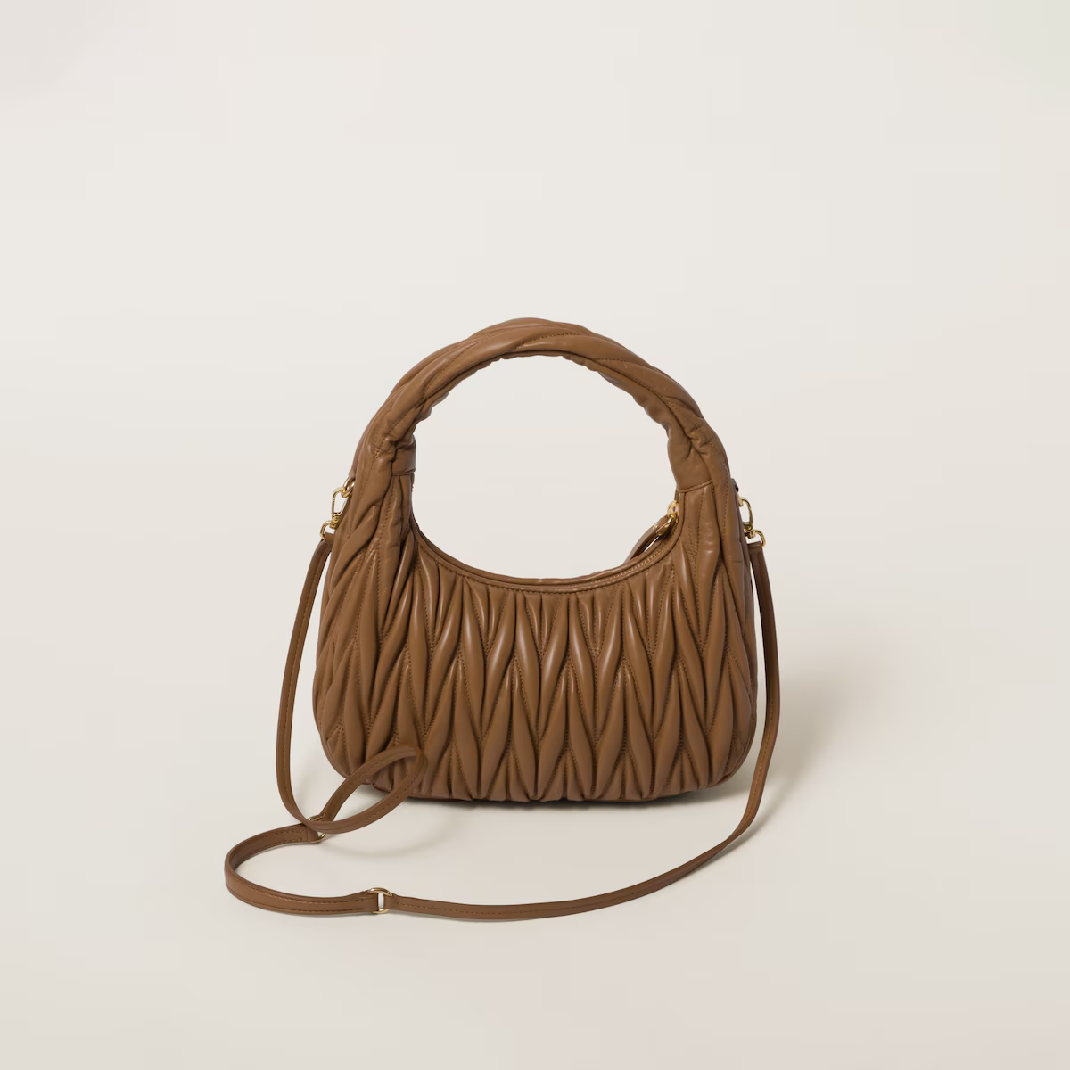 Miu Miu Bolso hobo de napa Matelassé Wander