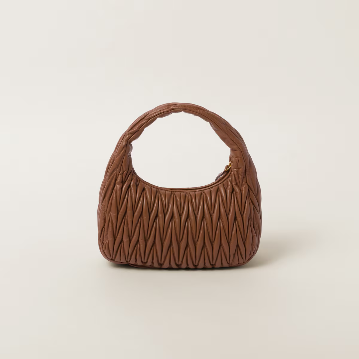 Miu Miu Bolso hobo de napa Matelassé Wander