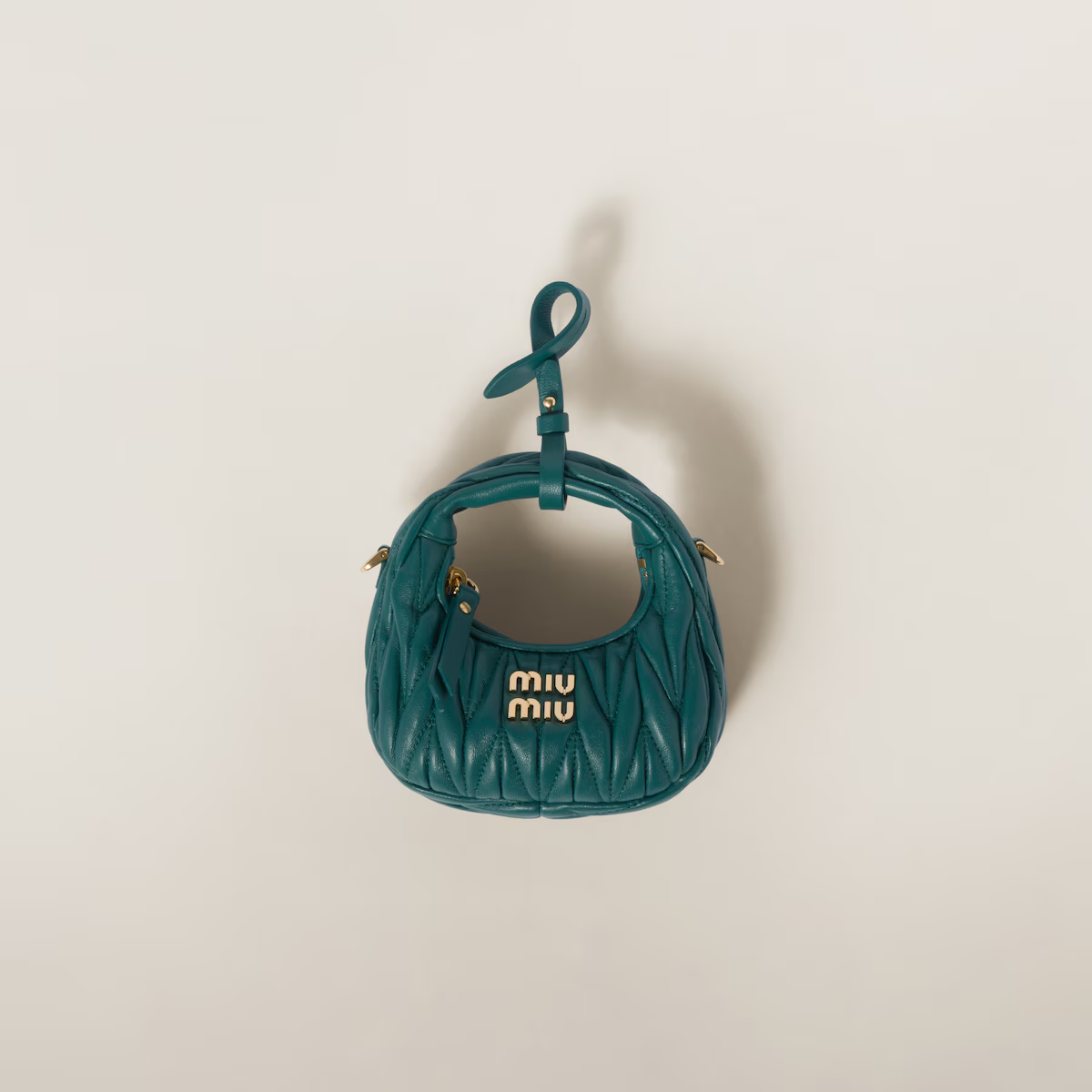 Miu Miu Microbolso hobo de napa Matelassé Wander