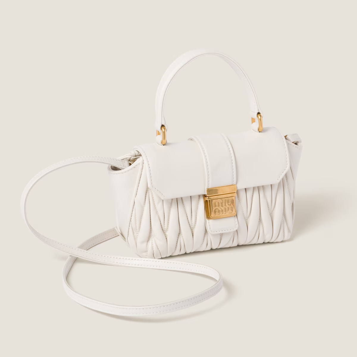 Miu Miu Minibolso de napa Matelassé