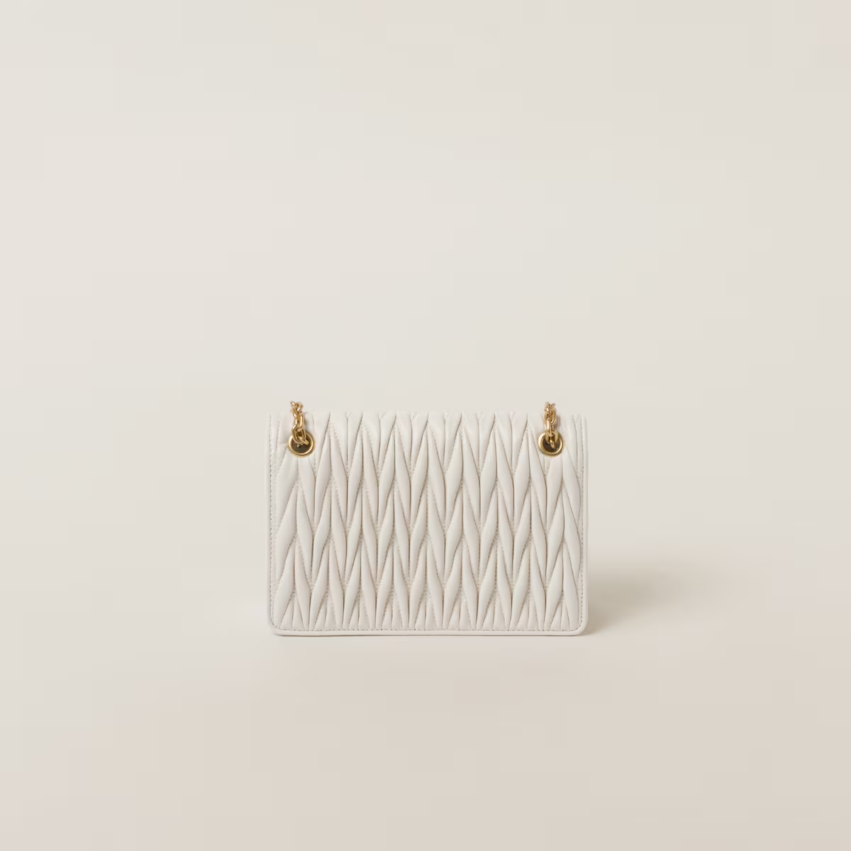 Miu Miu Minibolso de napa Matelassé