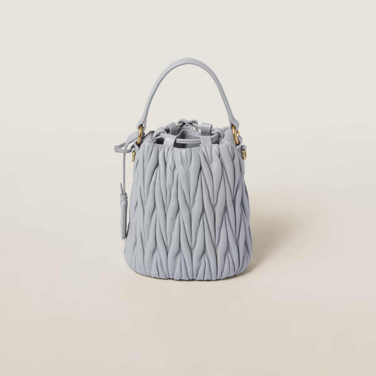 Miu Miu Bolso saco de napa Matelassé