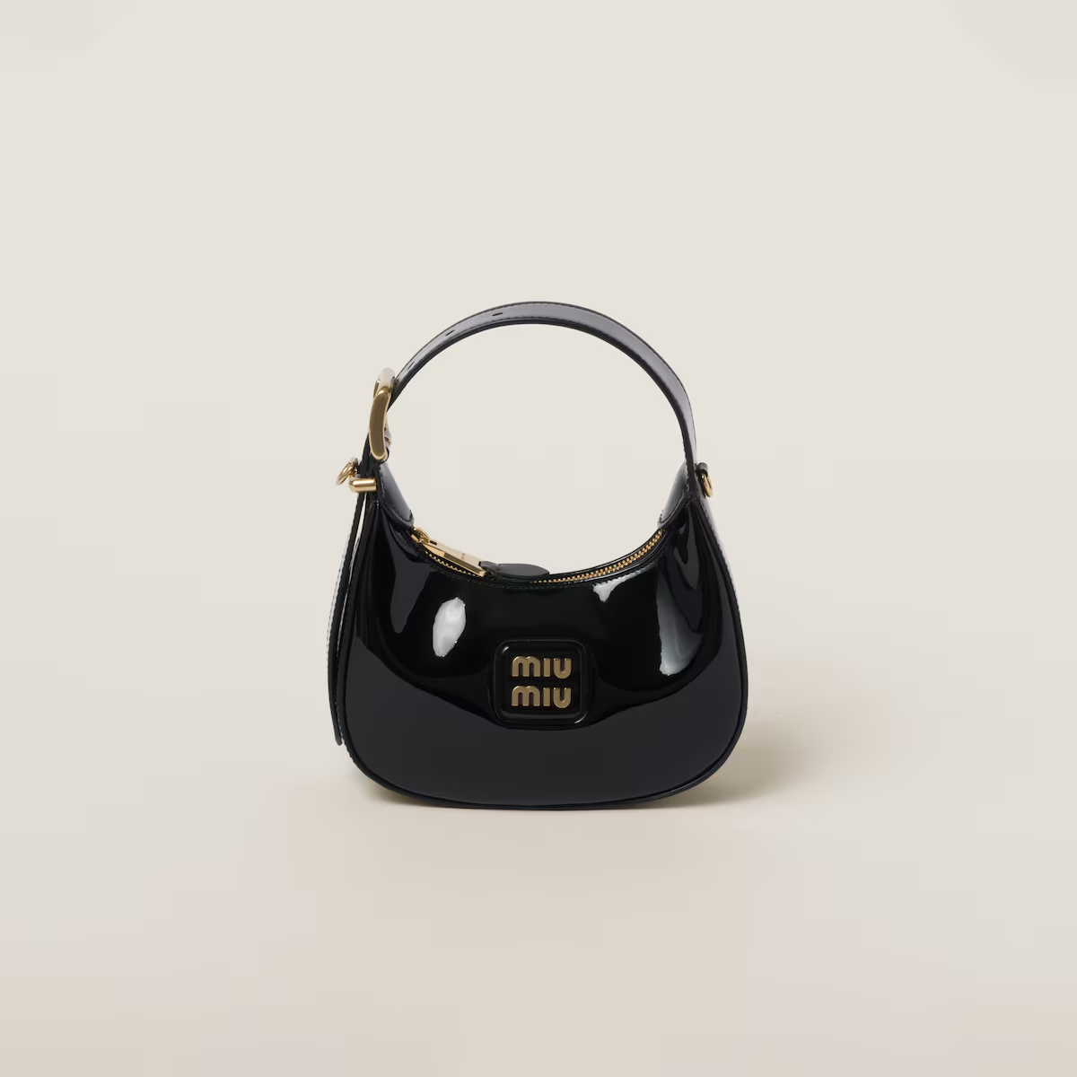 Miu Miu Bolso hobo de charol
