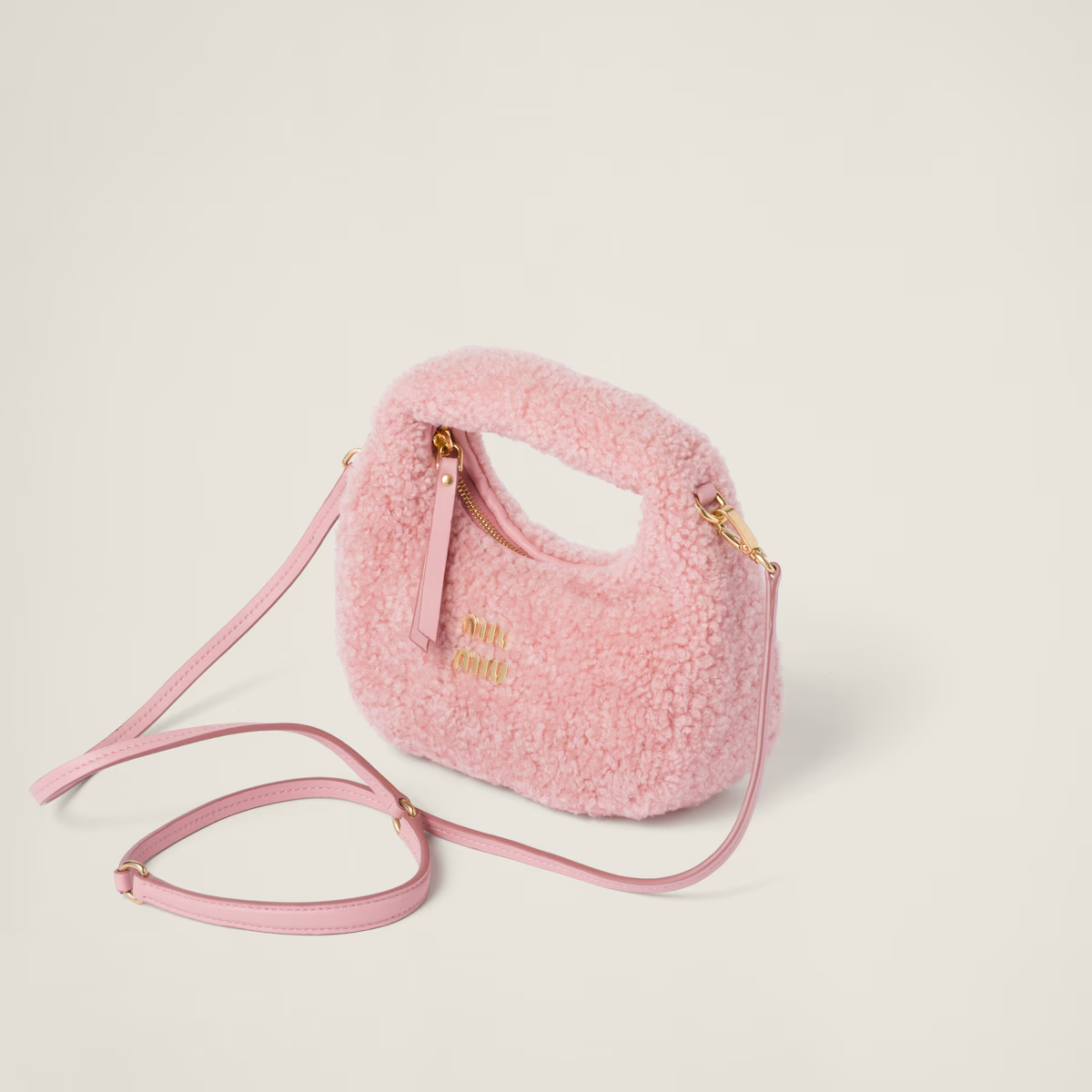 Miu Miu Bolso hobo Wander de borreguillo con detalles de piel