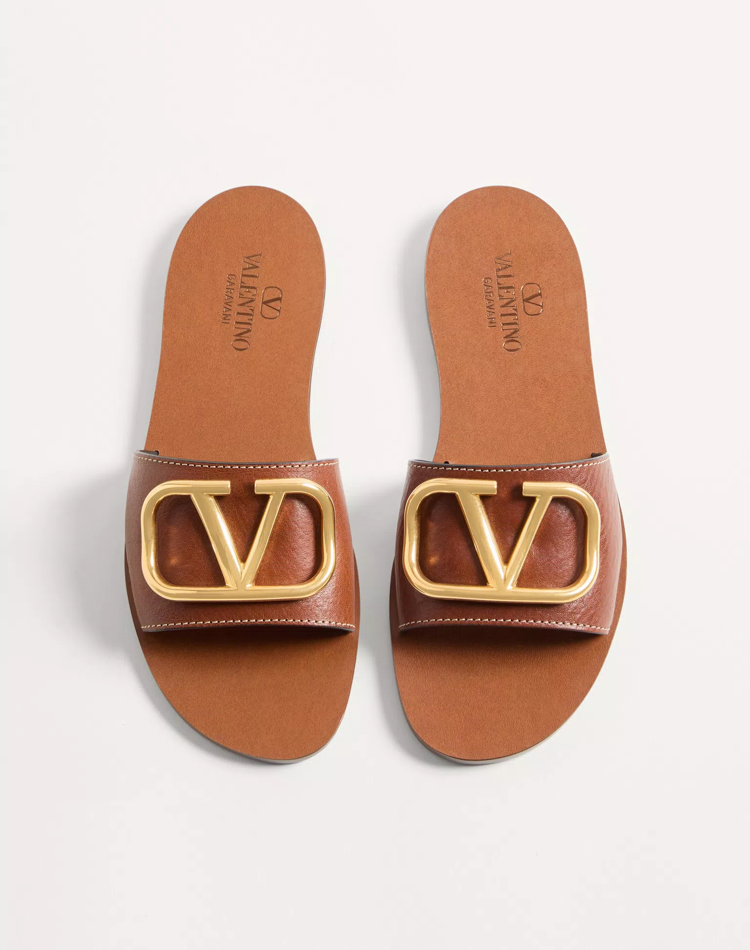 Valentino VLogo Signature Slide Sandal In Grainy Cowhide With Accessory