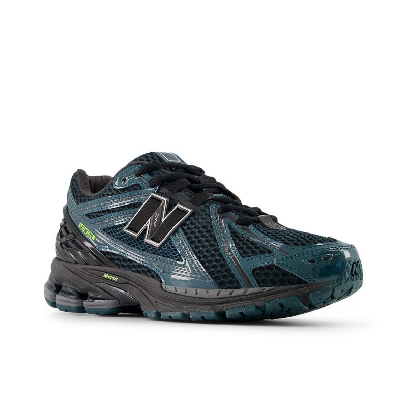 New Balance tenis bajos U1906R