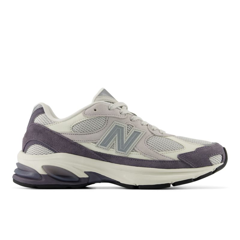 New Balance tenis con paneles de gamuza | U20107SQ