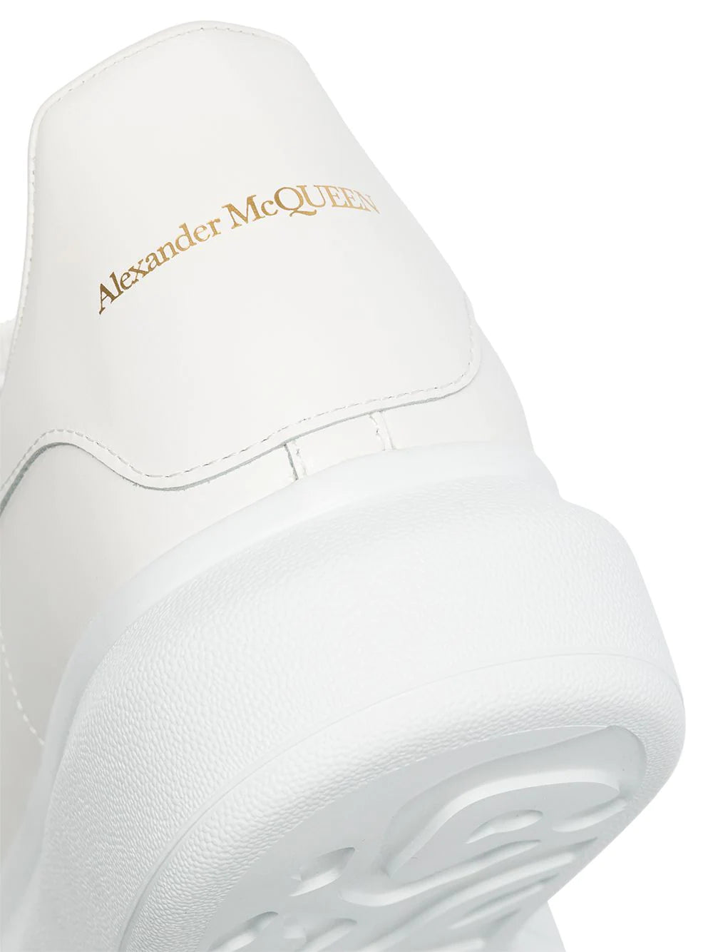 Tenis Alexander McQueen con suela oversize