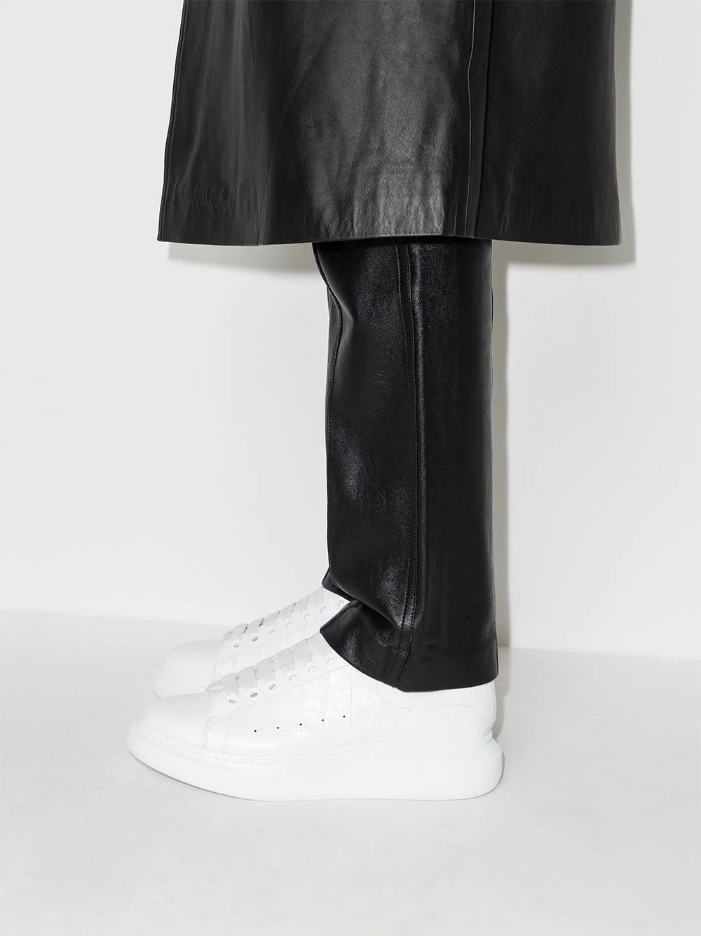 Tenis Alexander McQueen bajos Oversized