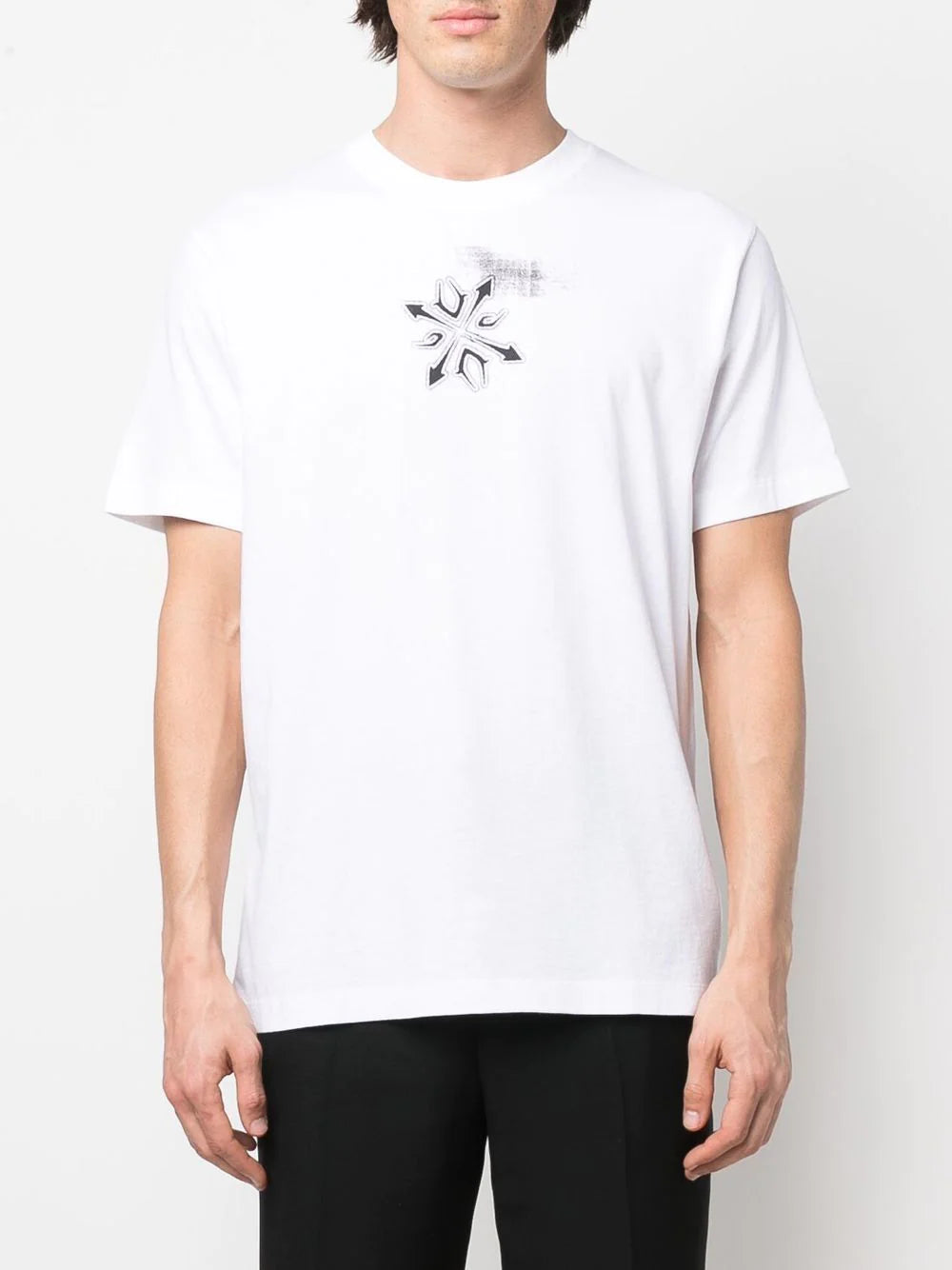 Playera Off-White con estampado Arrows