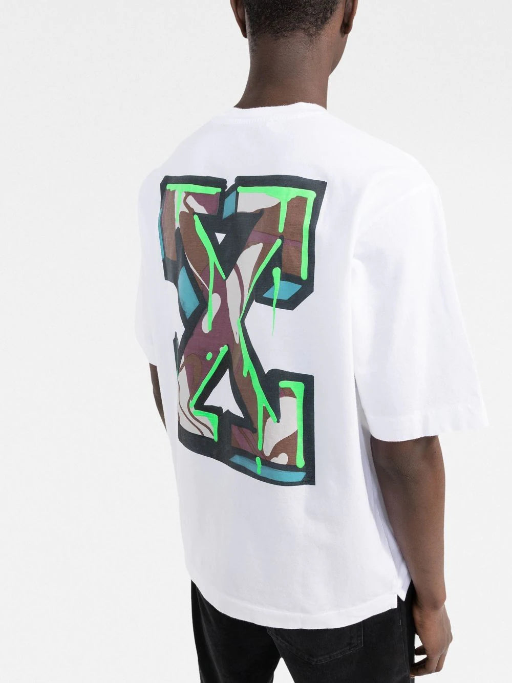 Playera Off-White con motivo Arrows