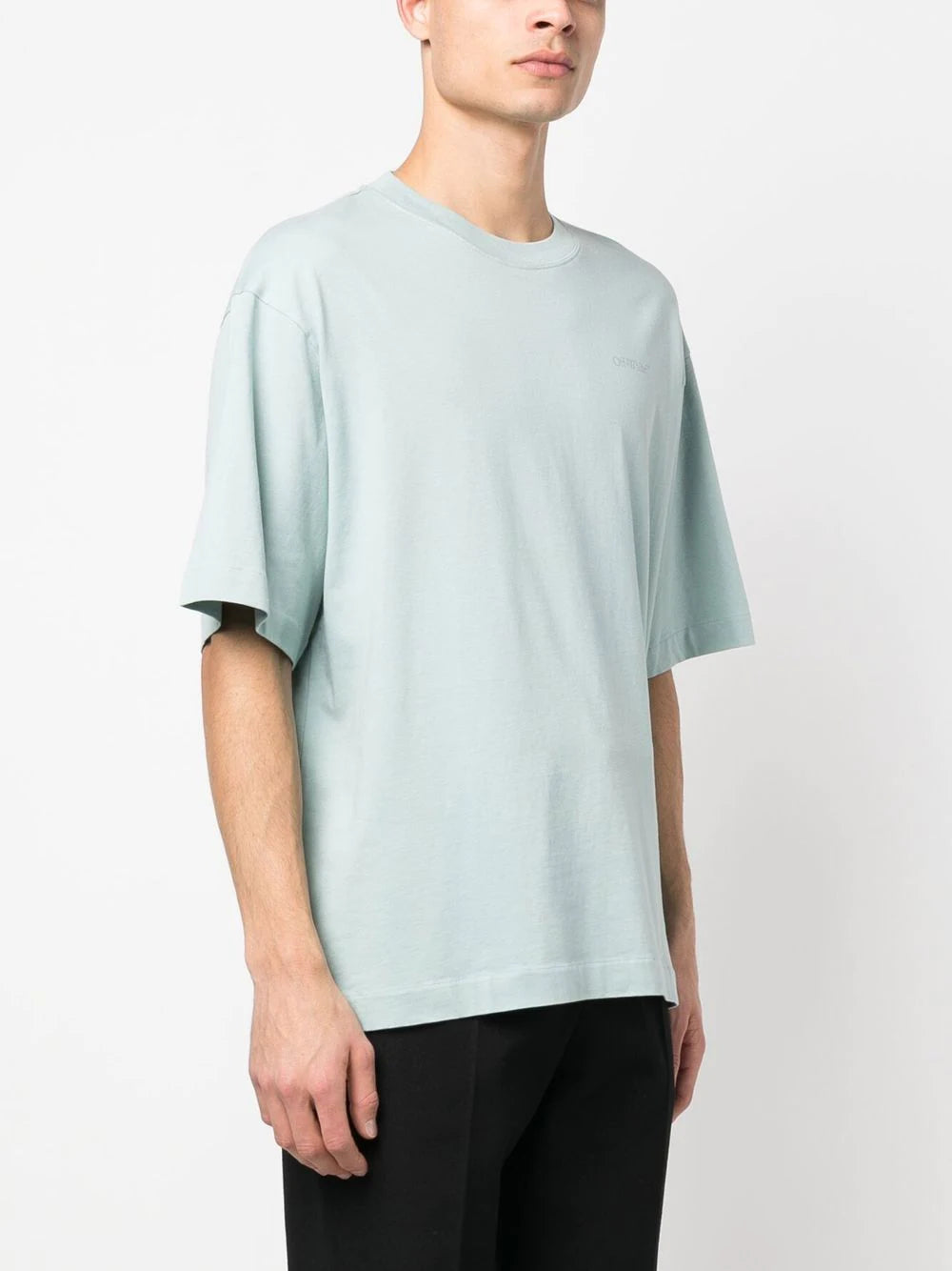 Playera Off-White con logo estampado