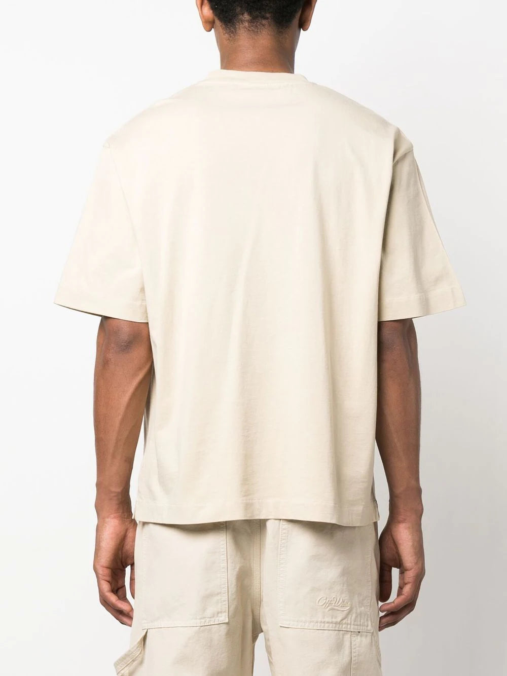 Playera Off-White con logo estampado