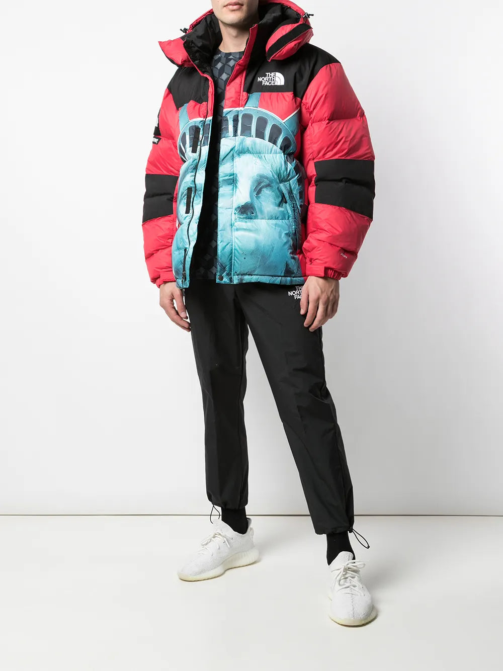 Supreme chamarra TNF Baltoro - Rojo - imagen 2
