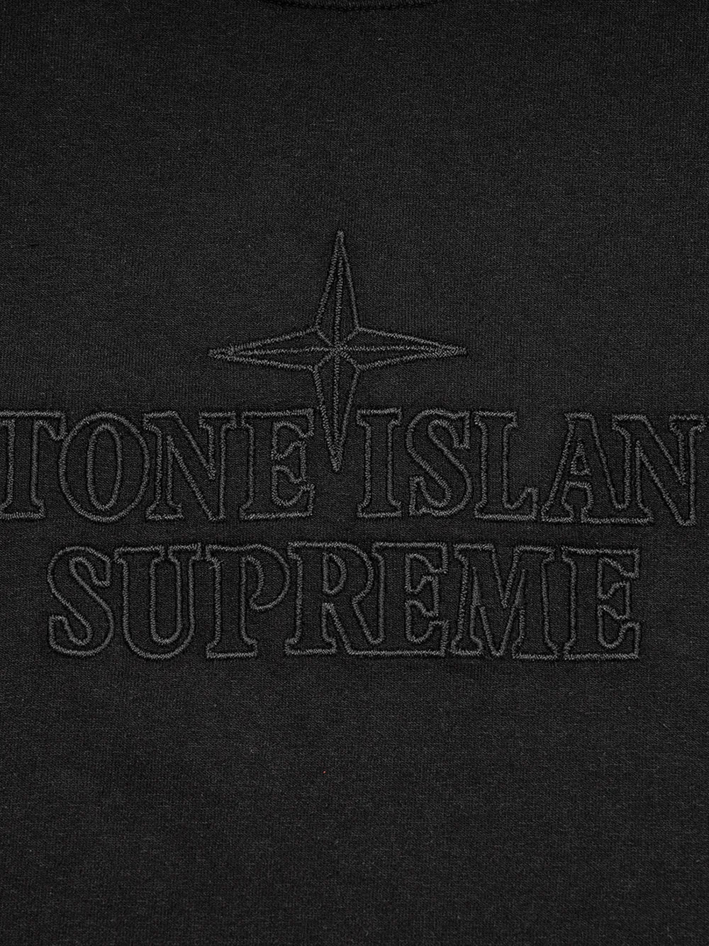 Supreme playera con logo bordado de Supreme x Stone Island - Negro - imagen 3