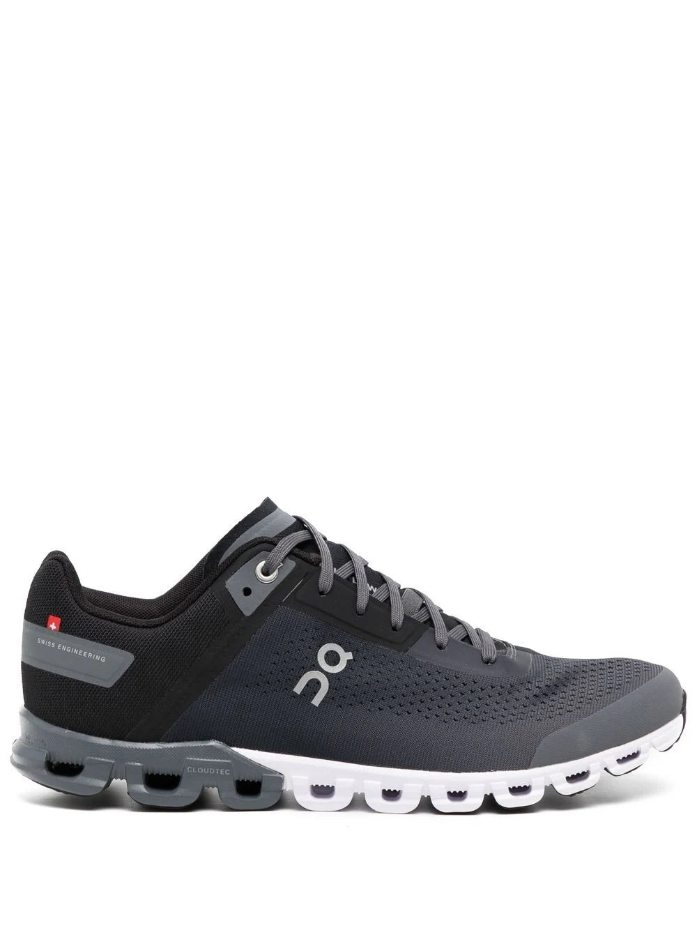 On Running tenis Cloudflow con agujetas