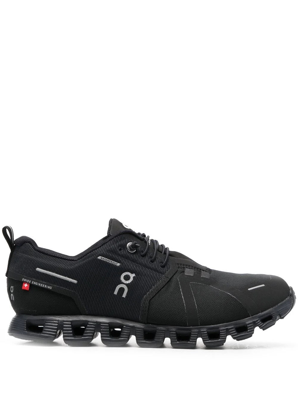 On Running tenis bajos Cloud 5 impermeables Mujer