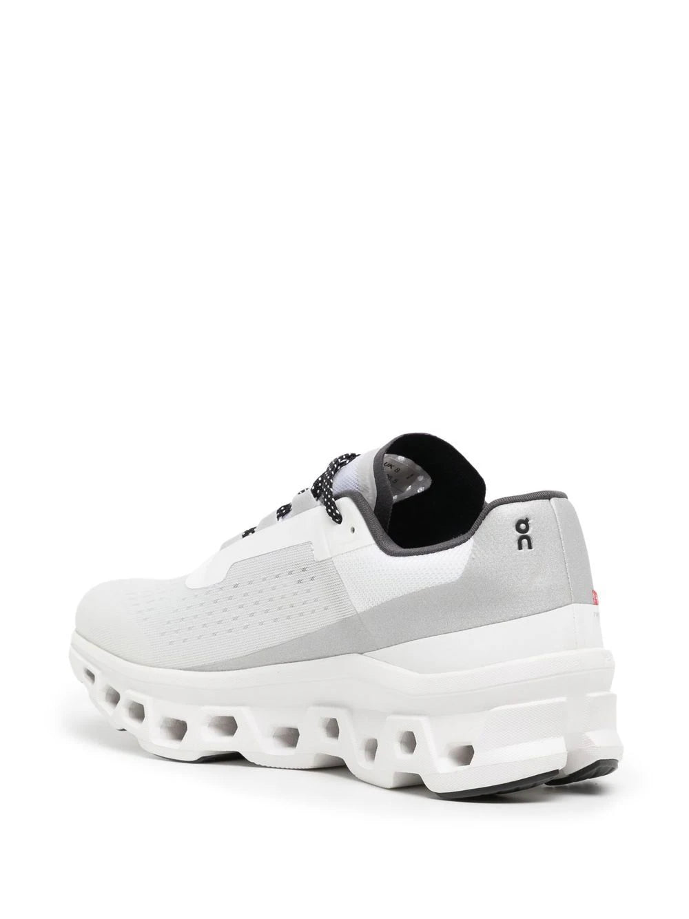 On Running tenis bajos Cloudmonster