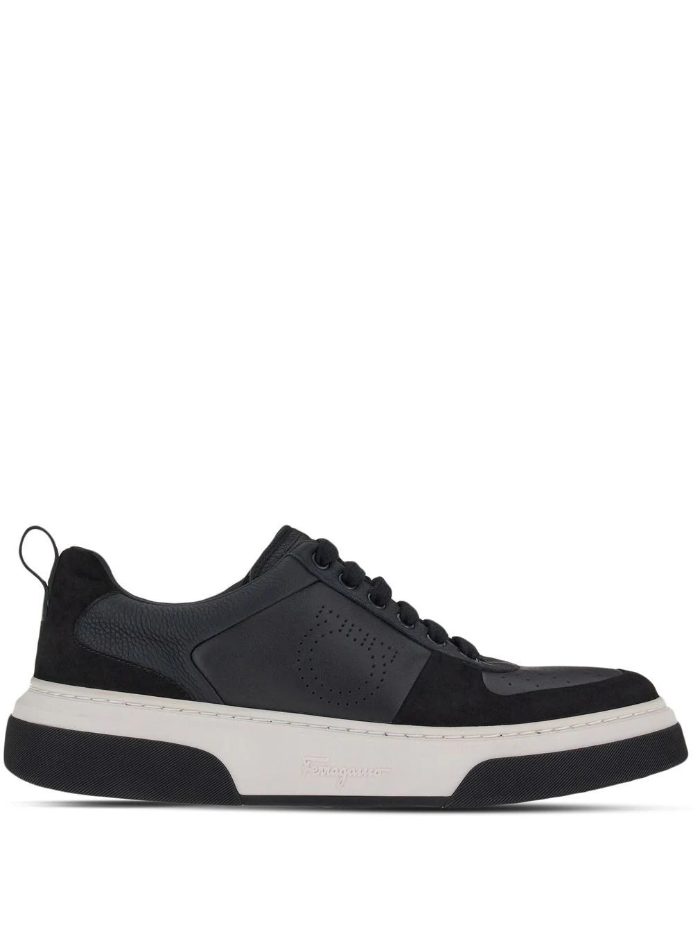 Ferragamo tenis bajos de gamuza