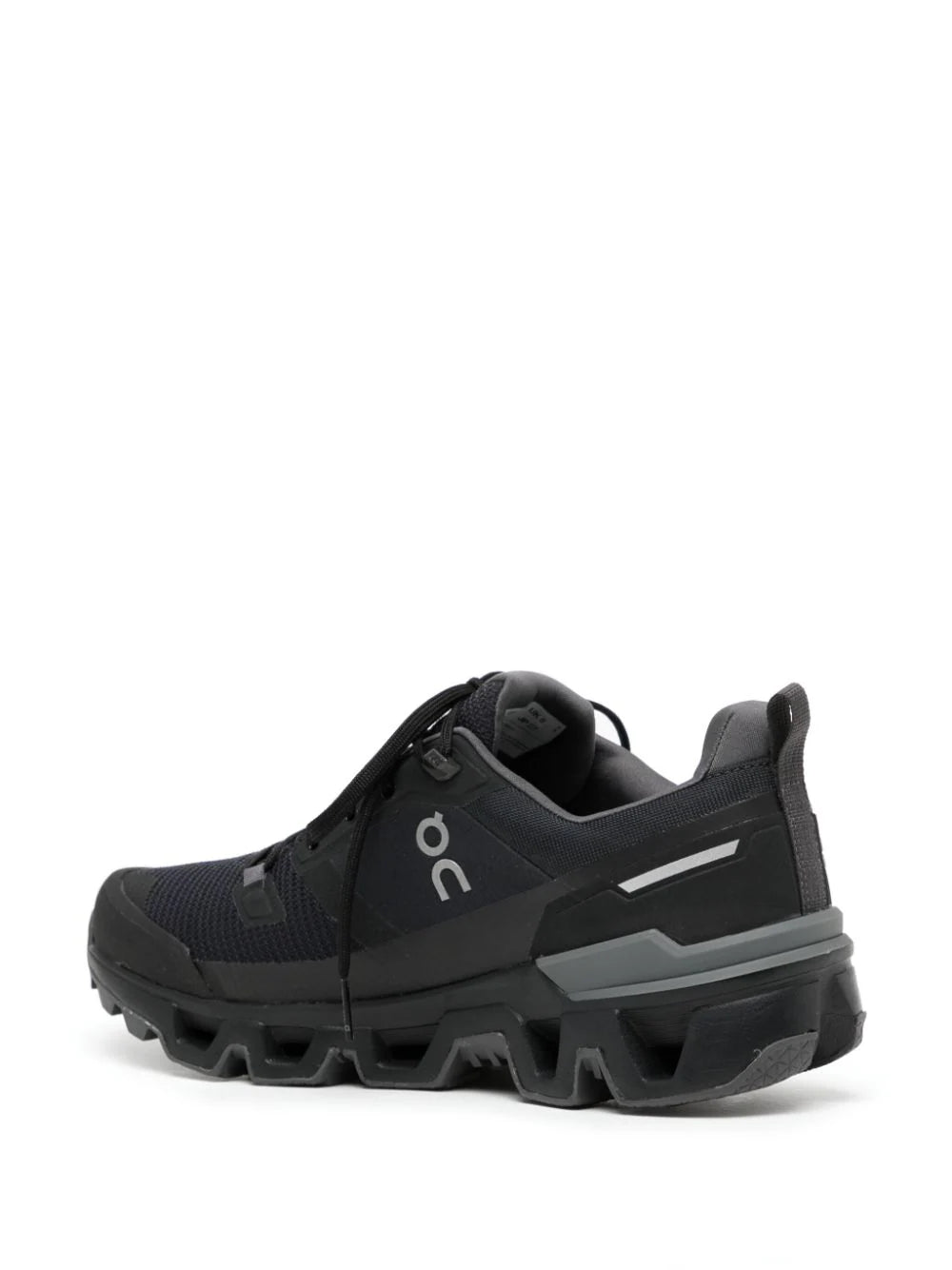 On Running tenis Cloudwander Waterproof Mujer