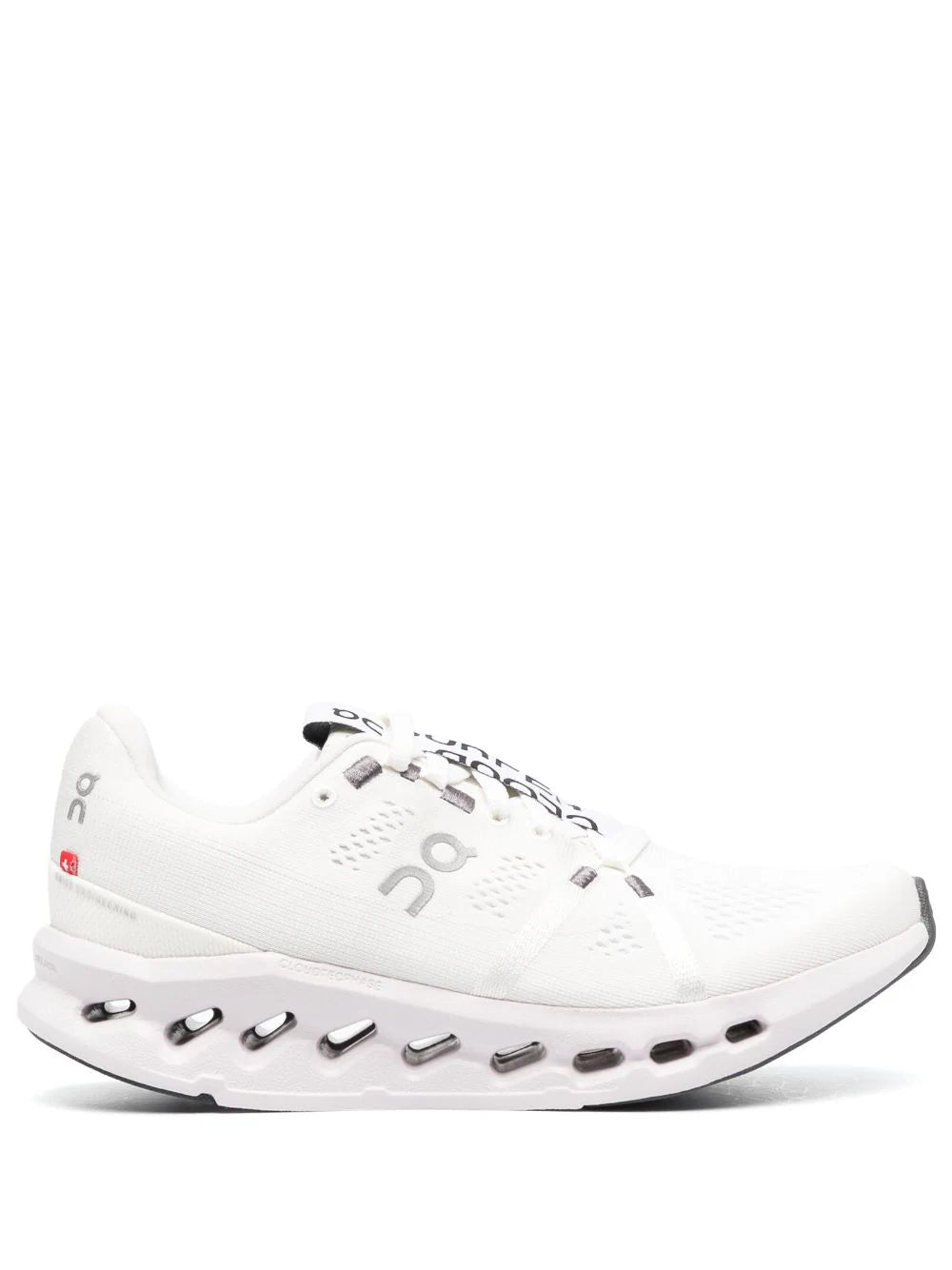 On Running tenis running Cloudsurfer Mujer