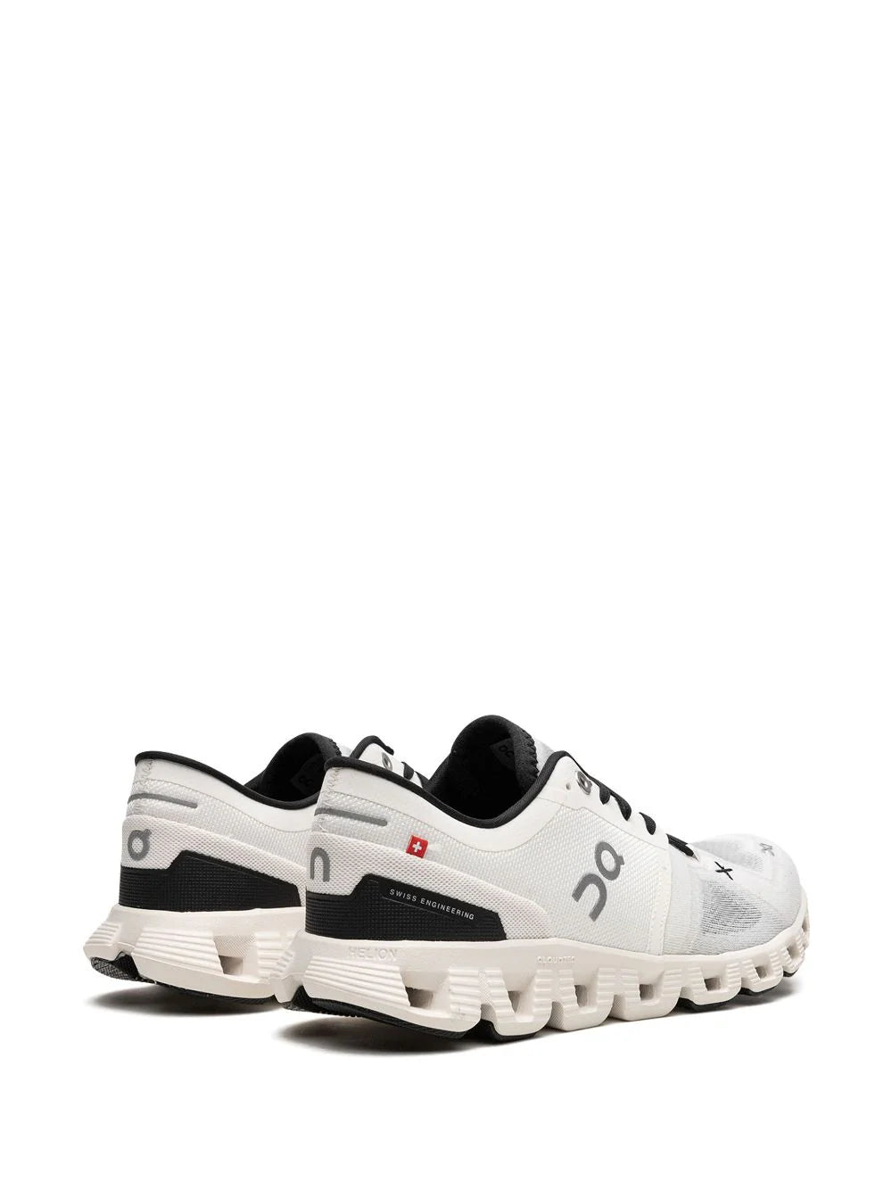 On Running tenis bajos Cloud X 3 Mujer