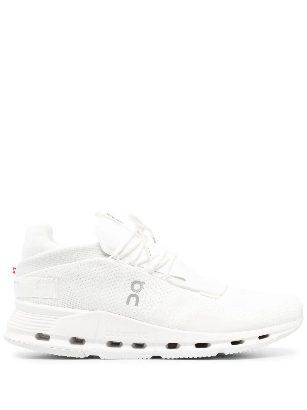 On Running tenis Cloudnova