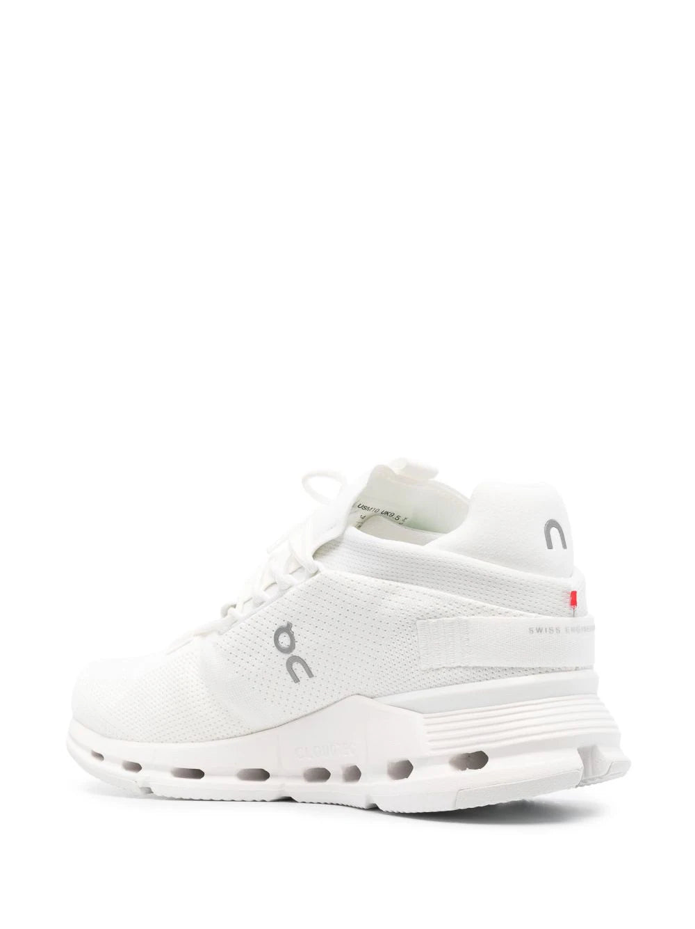 On Running tenis Cloudnova
