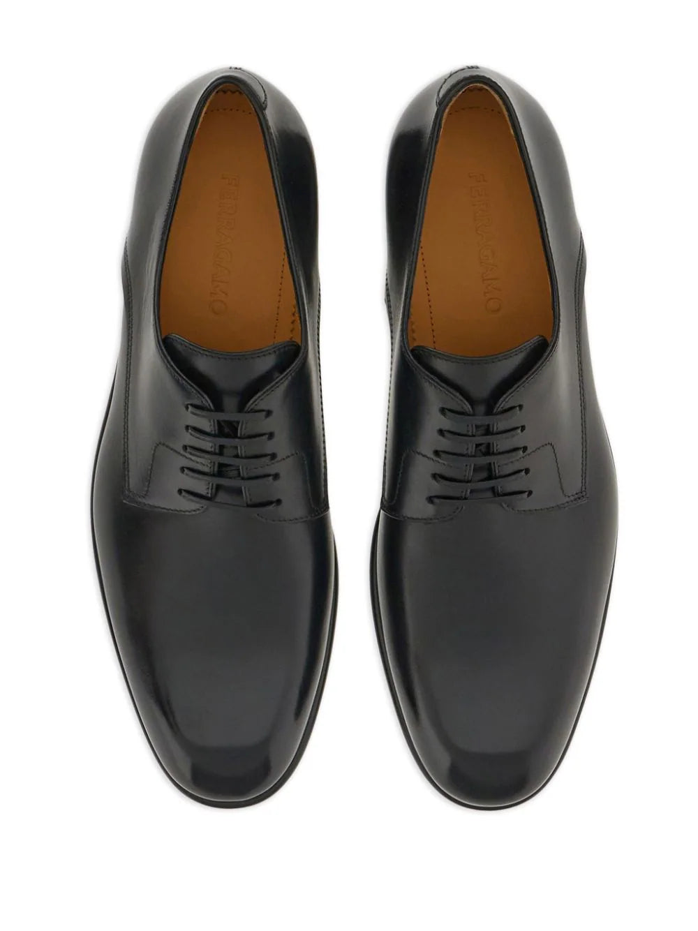 Ferragamo zapatos derby con agujetas