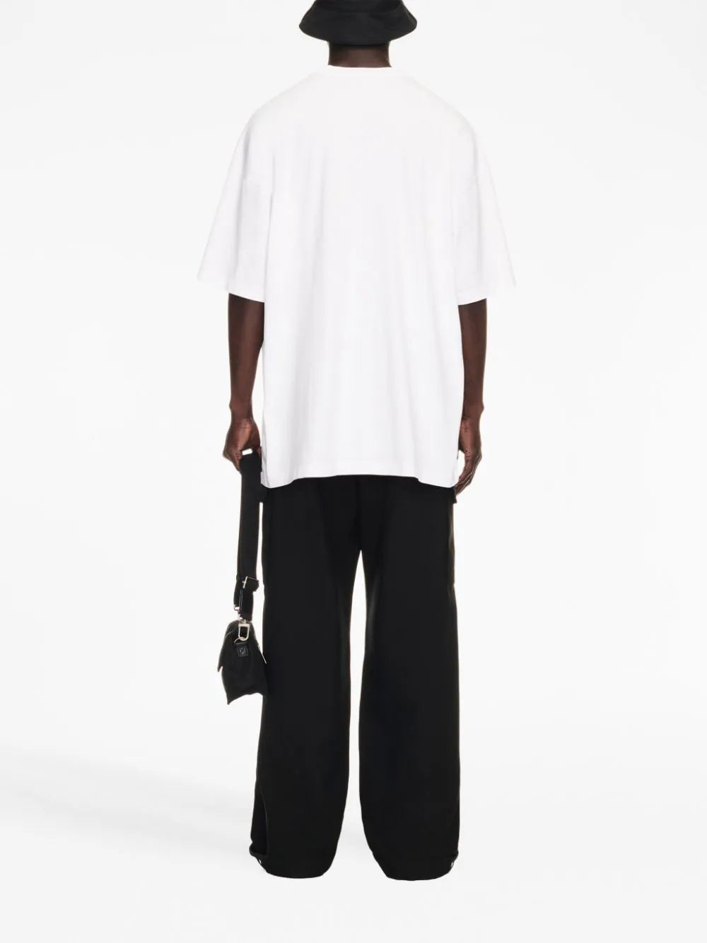 Playera Off-White No Offence