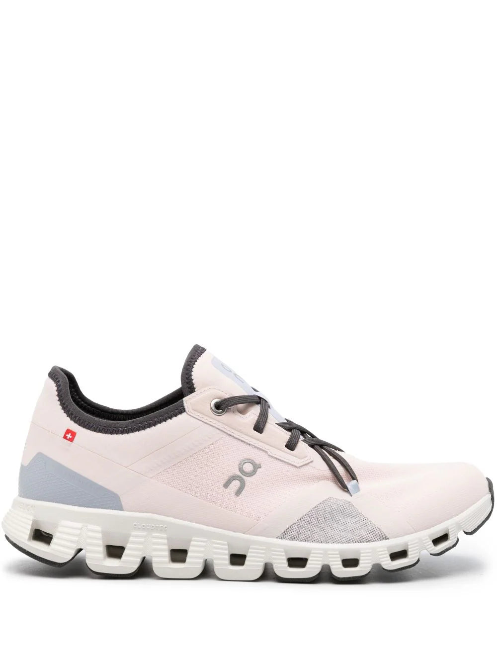 On Running tenis On Cloud X 3 Mujer