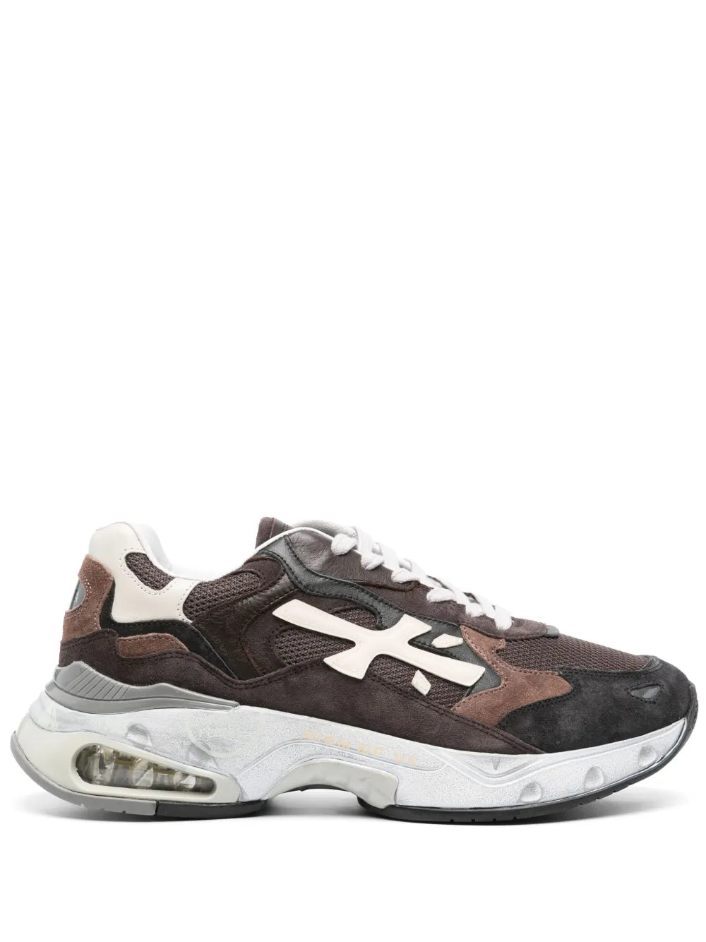 Premiata tenis bajos Sharky con paneles