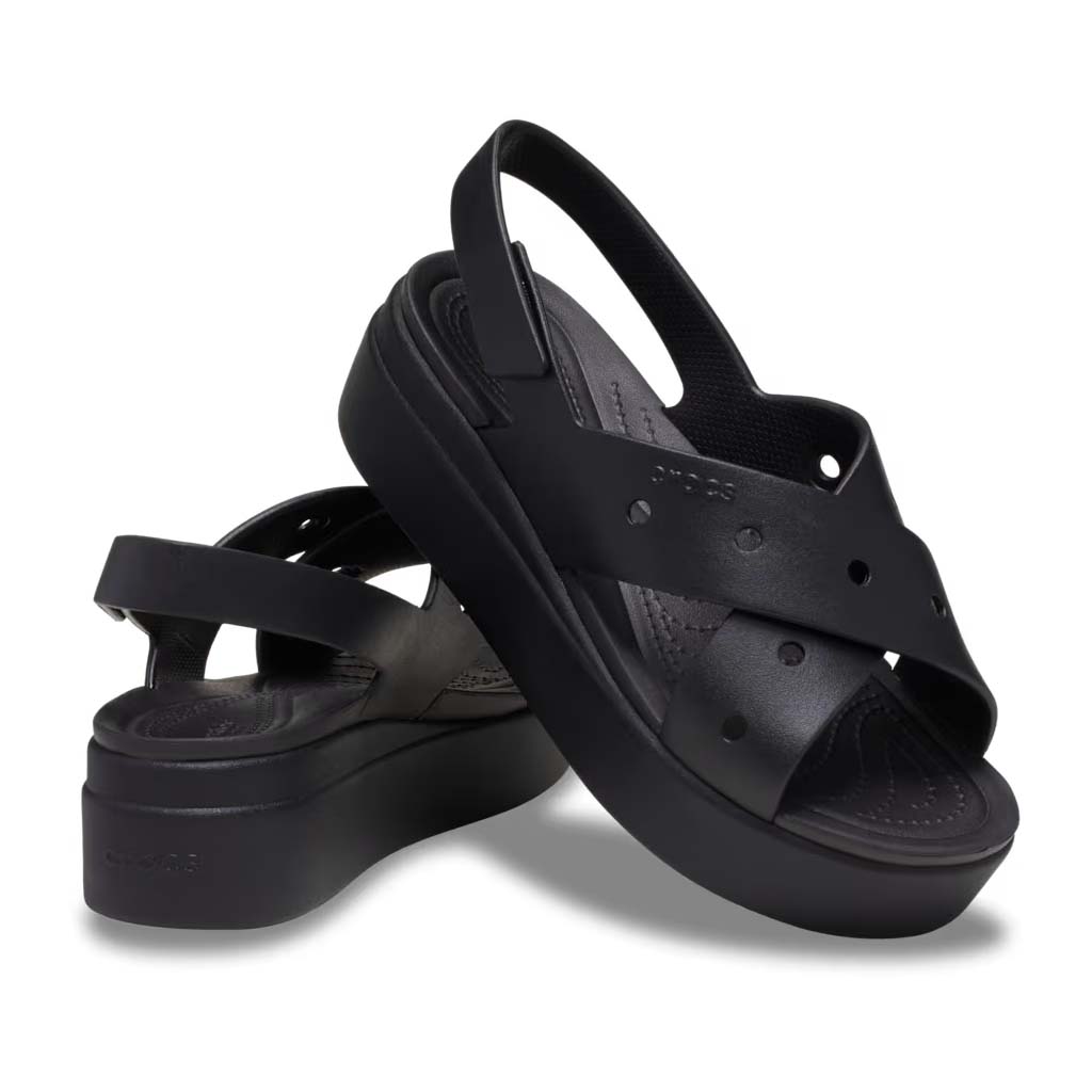 Crocs Women's Brooklyn 4U Cross Strap Sandal - Negro 001 - vista 2