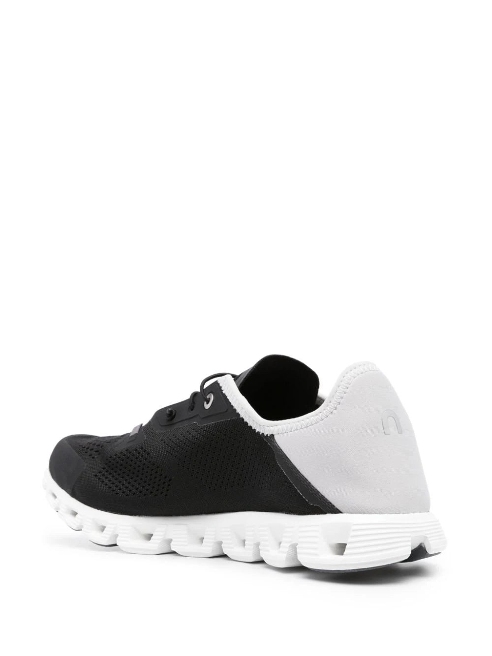 On Running tenis bajos Cloud 5