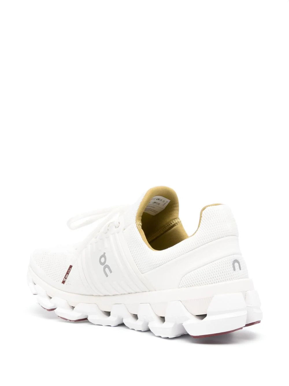 On Running tenis Cloudswift Suma