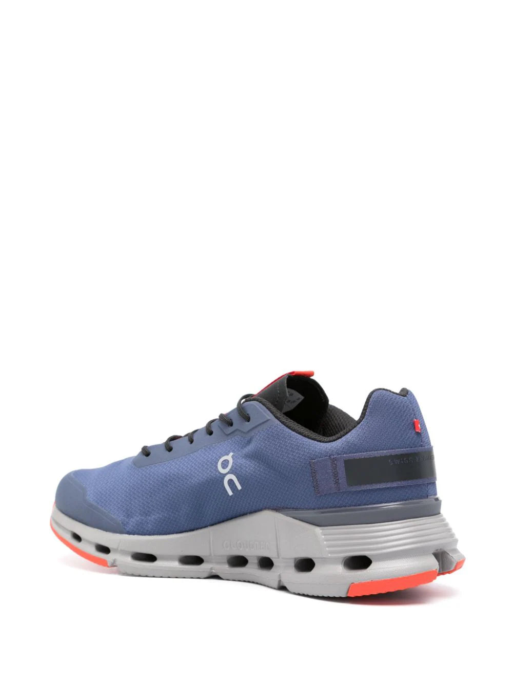 On Running tenis Cloudnova Form