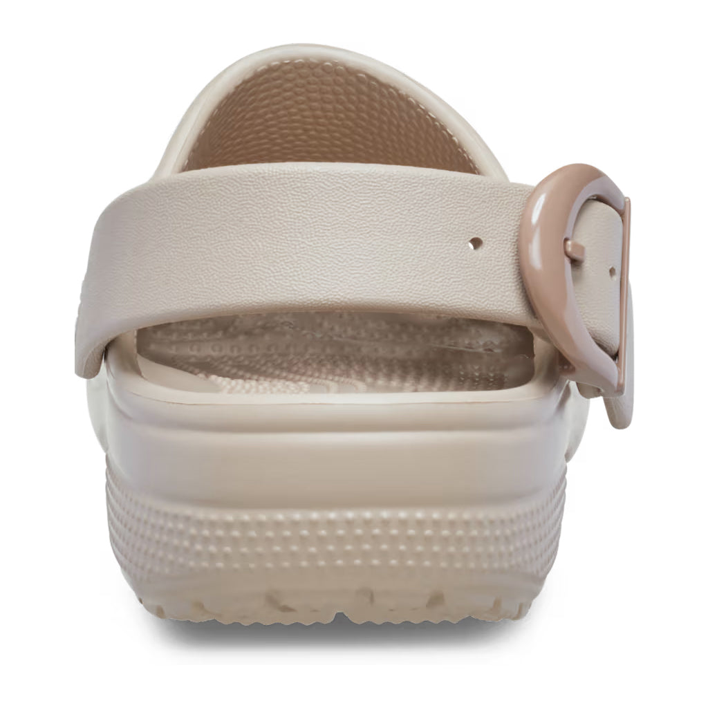 Crocs Classic Buckle Clog - Café 2NM - vista 4