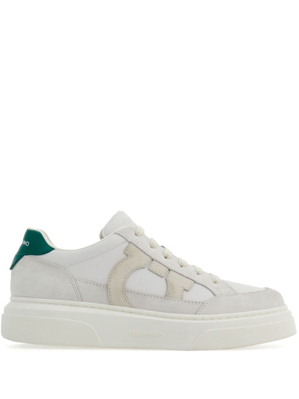 Ferragamo tenis con parche Gancini