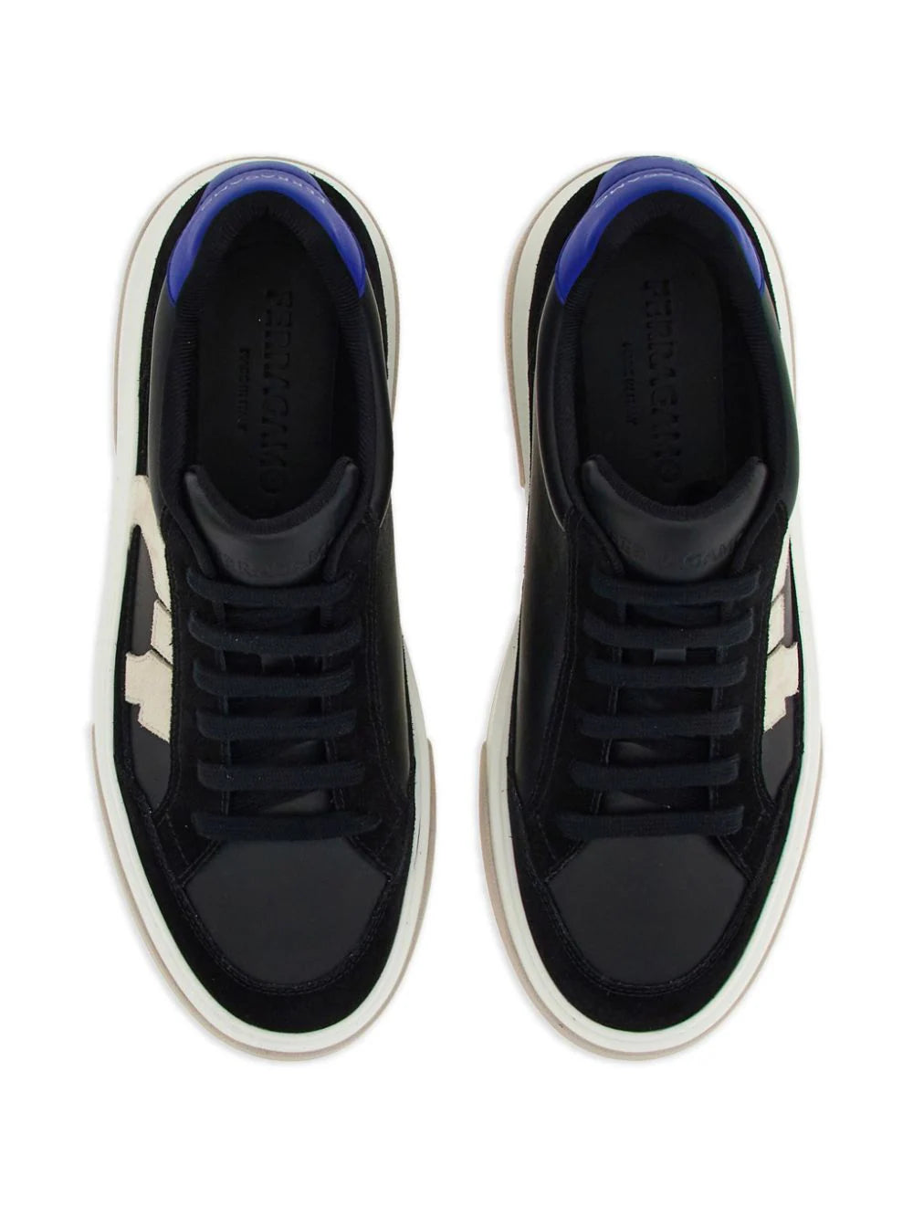 Ferragamo tenis con parche Gancini