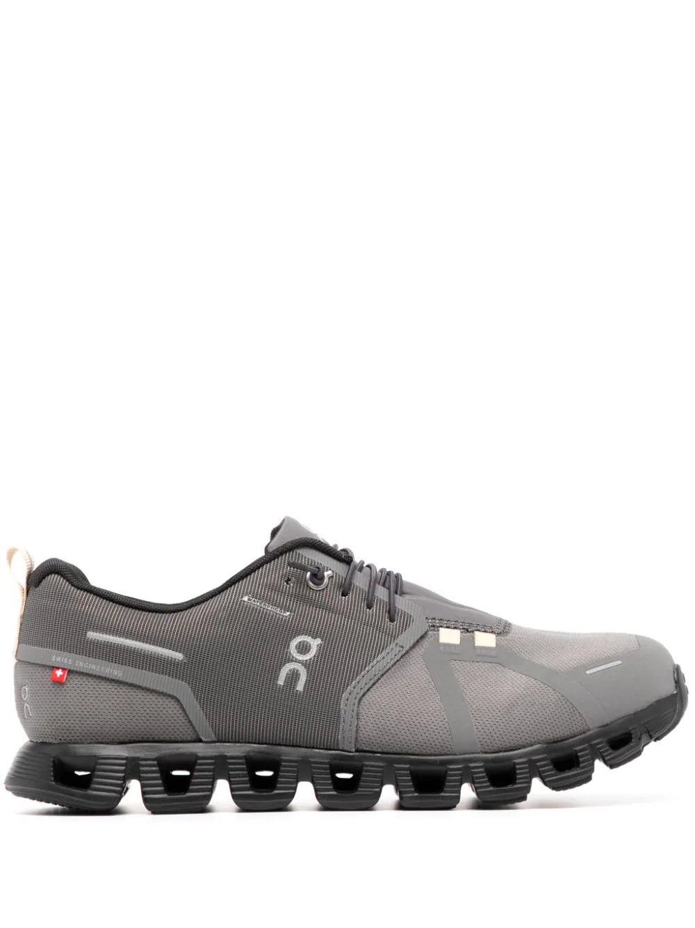 On Running tenis bajos Cloud 5