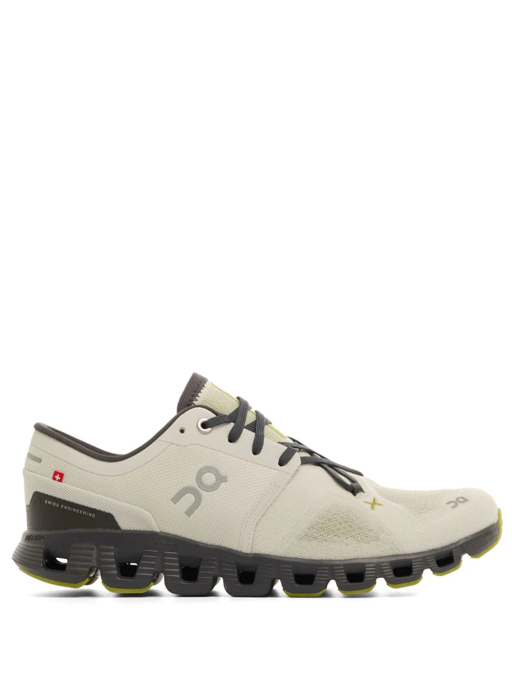 On Running tenis running Cloud X 3