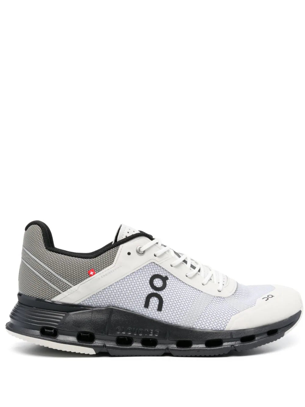 On Running tenis Cloudnova Z5 Rush